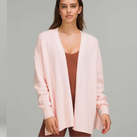 Lululemon Side Slit Sweater Wrap in Strawberry Milkshake size 16 - Picture 1 of 16